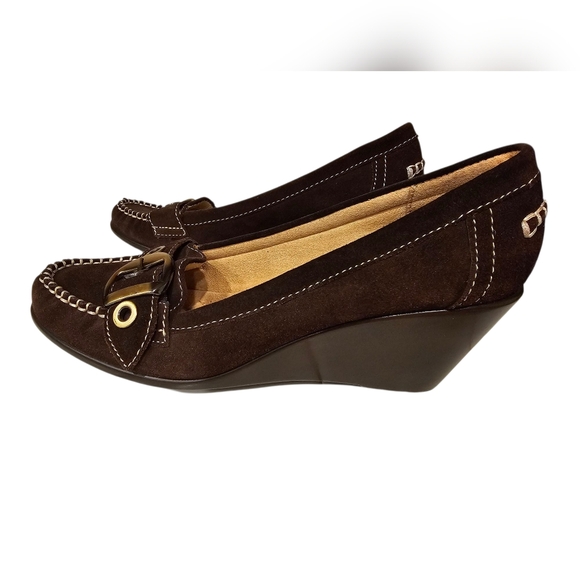 Naturalizer Brown Suede‎ Wedges with Moccasin Stitching Size 8.5 - Picture 3 of 8